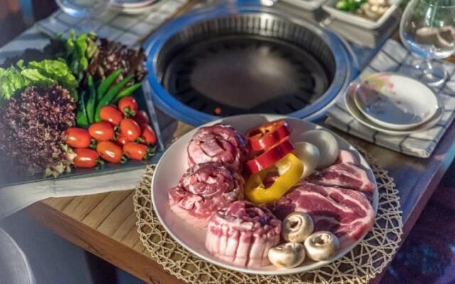 Geojedo Whirlpool Pension (pets friendly)