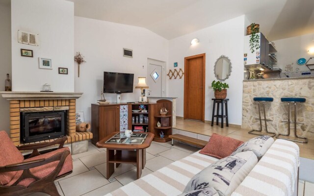 Beautiful Home in Mandre With Wifi and 3 Bedrooms