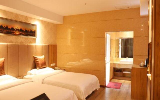 Super 8 by Wyndham Hetian Tuan Jie Square
