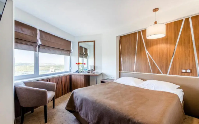 Tourist Hotel