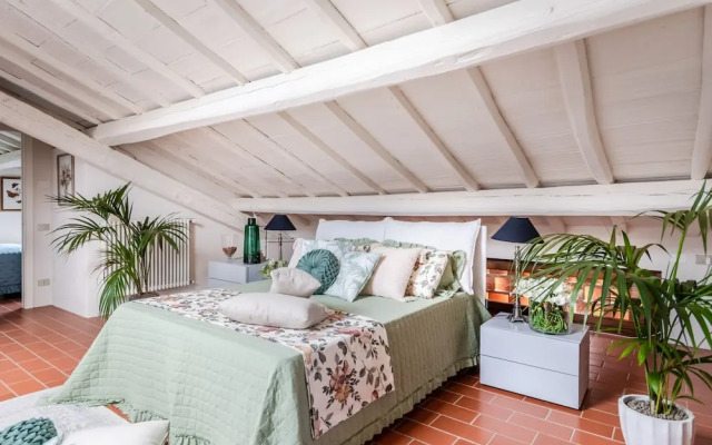 Valle del Sole Winery Farmhouse