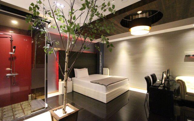 Hotel Lee