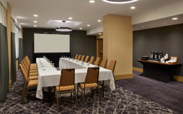 Sheraton Ottawa Hotel