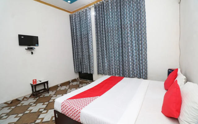 Hotel 4 U By OYO Rooms
