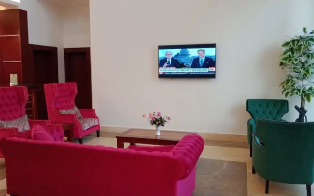 City Cruz Hotel