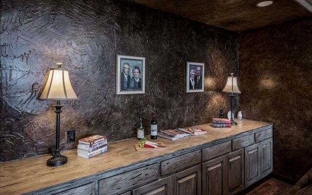 ALTO ESCAPE - Four Bedroom Home