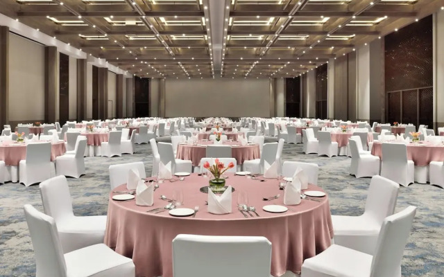 JW Marriott Bengaluru Prestige Golfshire Resort & Spa