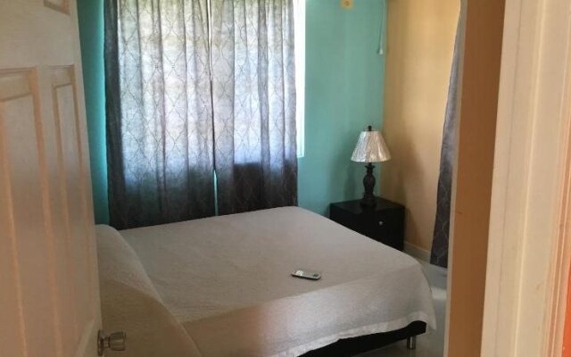 Bellas Place