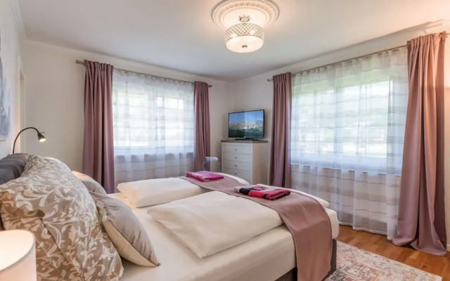 Holiday Flat in the Centre of Soll With Pool