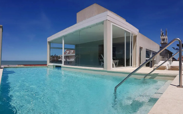 Amura Suites