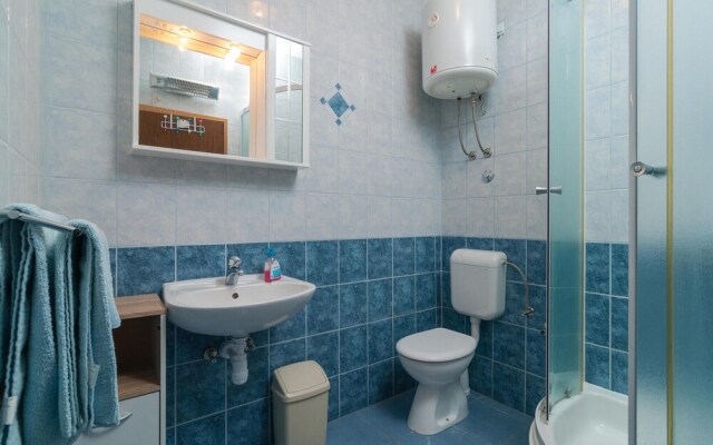 Stunning Home in Podstrana With Wifi and 1 Bedrooms