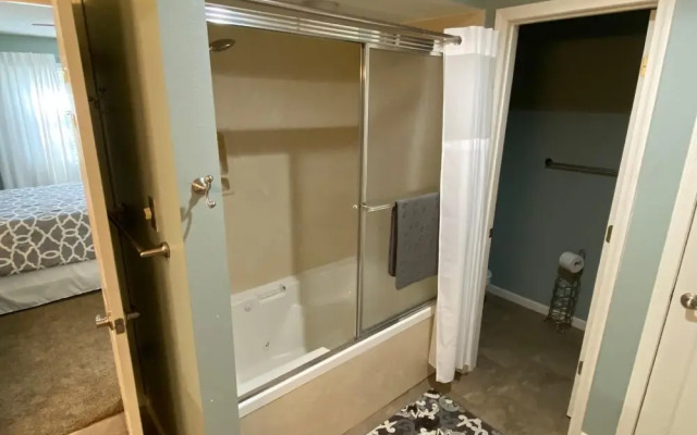 Foothills C-19 in Branson