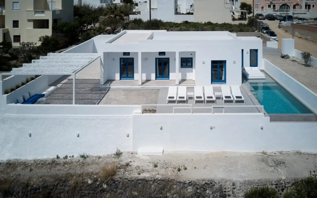 Thadeos Villa