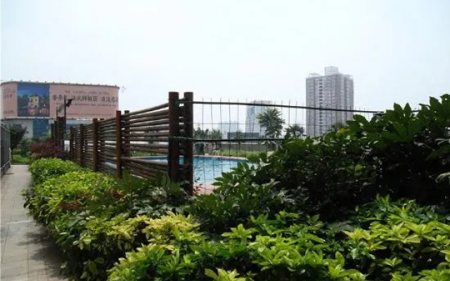 Kiss My Family Apartment