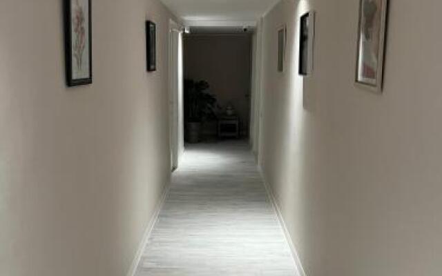 AZZA Aparthotel