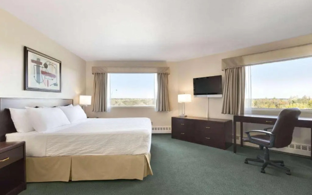 Days Inn - Lethbridge