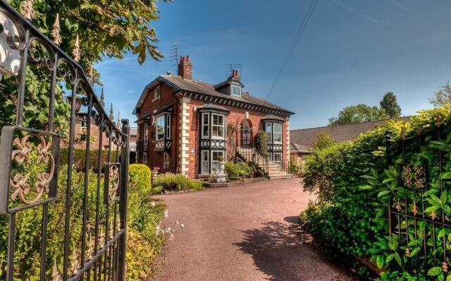 Brooklands Lodge - Bed & Breakfast