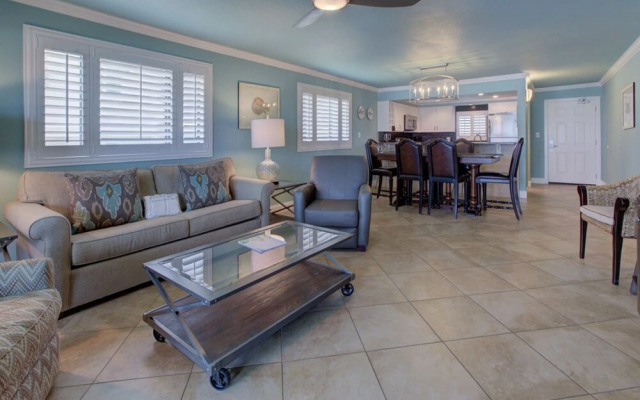 Huntington By The Sea 207