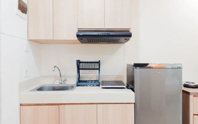 Homey And Modern Studio Apartment B Residence