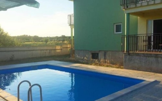 Classy Apartment in Pula With Swimming Pool