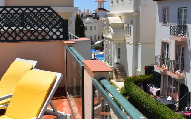 Old Village Design 3 Bedroom Townhouse