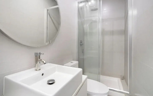 City Oasis Extravaganza: Lisbon'S Supreme Retreat