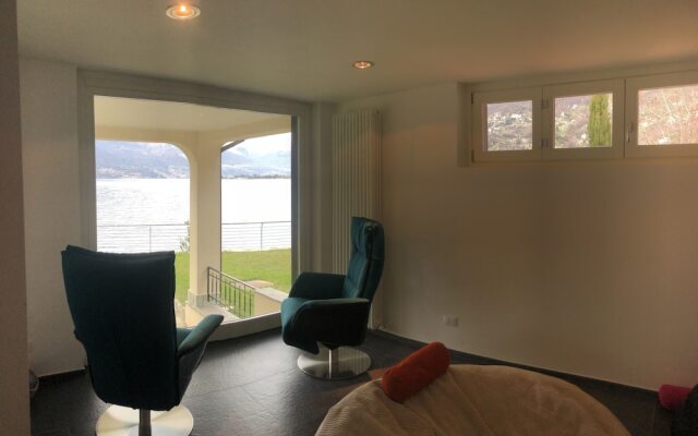 Remarkable 4-bed Villa in Bellano