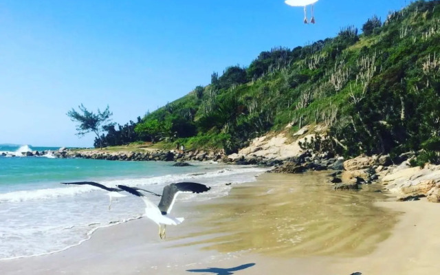 Apês do Peró 06 - Loft mini-cozinha até 4 Pessoas