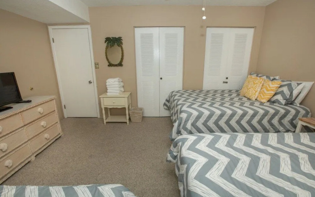 Dolphin Point 202A - 2 Br Condo