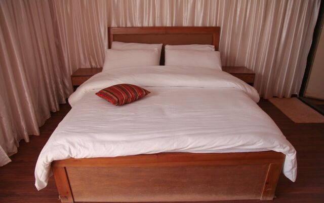 Sun City Camp Hotel