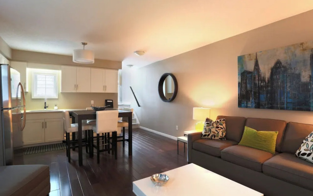Boardwalk Homes - Executive Guest Rooms & Townhomes