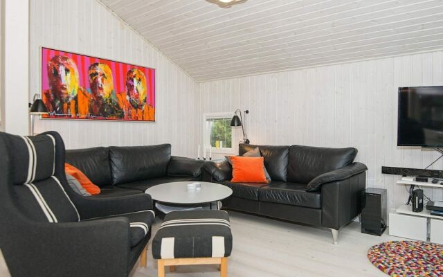 Luxurious Holiday Home in Fanø With Indoor Whirlpool