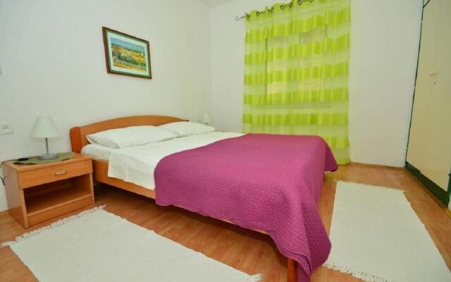 Apartments Cvita - 150m from beach