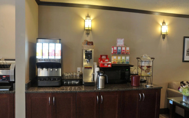 Embassy Inn