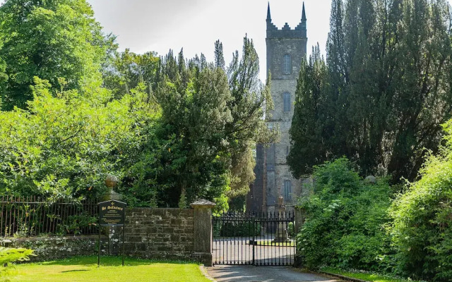 Old Stable Mews Castle Leslie