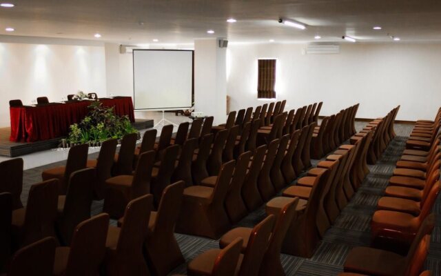 Merapi Merbabu Hotel Yogyakarta Powered by Archipelago