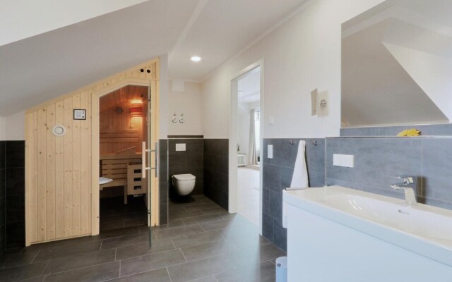 Baltischer Hof, Apartment 64