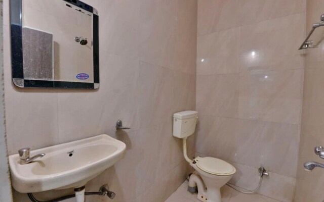 Goroomgo Neelam Indore