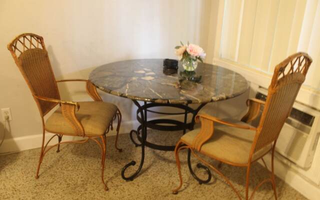 Terrace Park Suites Old Northeast by Tech Travel