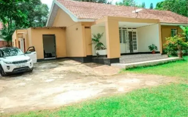 Amragge Suites