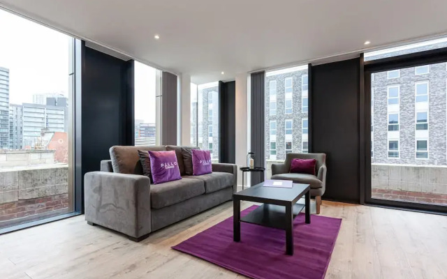Spacious Two Bedroom Penthouse in MCR City Centre