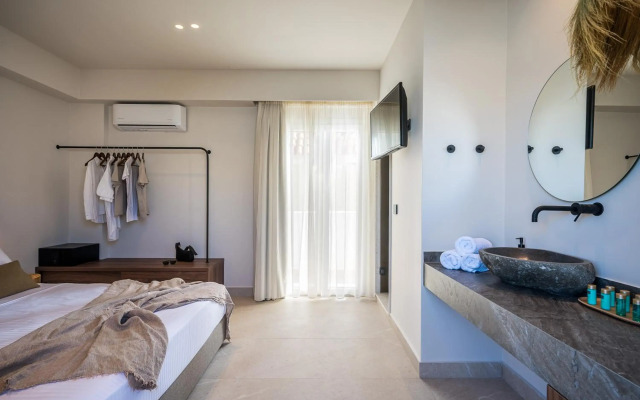 Soleil Apartments  Studios