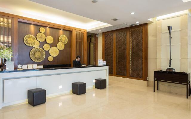 Centre Point Plus Hotel Silom