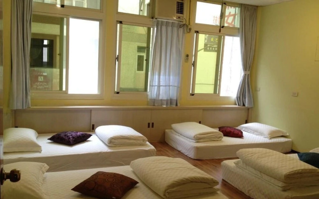 Handy Hostel