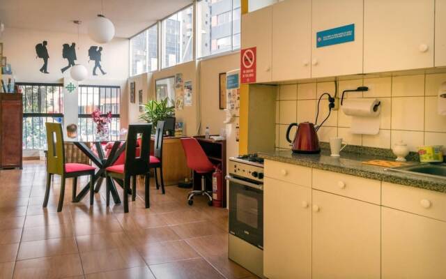 Flying Dog Backpackers Hostel