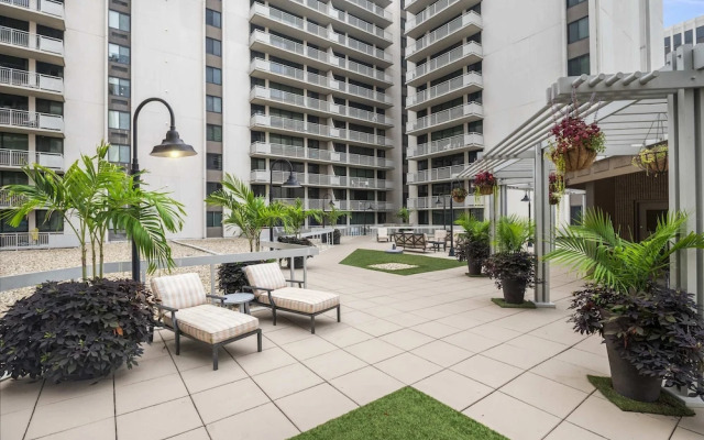 Convenient Apt Near Airport