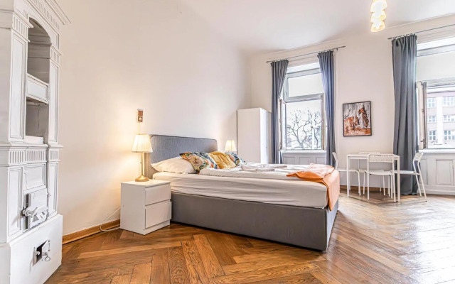 Gorgeous 1BR Apt near AKH Hospital