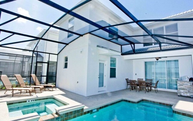 4839 Kings Castle Circle 5 Bedroom Home