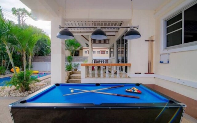 Great Green A Pool Villa
