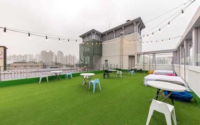 Cheonan St179 Hotel